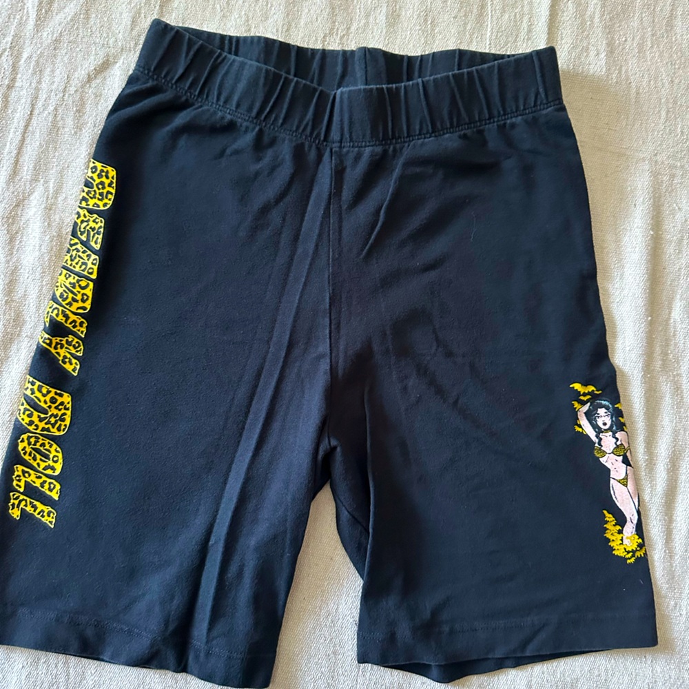 Deadly Dolls biker shorts